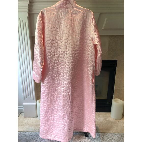 Casual Moments Women’s Pink Sleepwear Robe Size XL - Picture 2 of 7